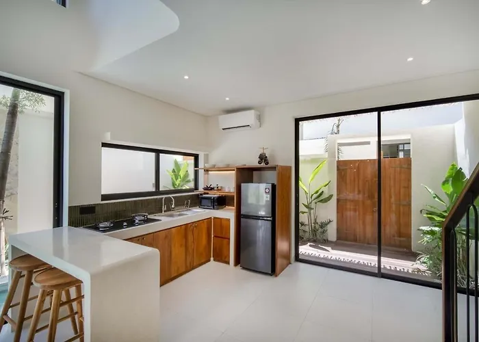 Villa Anjuna B13 Surf & Sunset 2br In