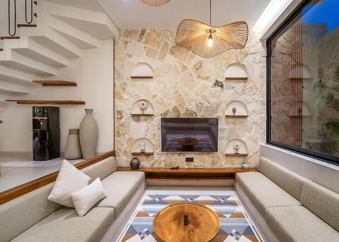 Anjuna B13 Surf & Sunset 2br In Villa